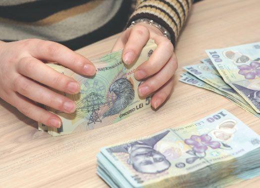 Salarii mărite pentru această categorie de români! 3.300 de lei pe lună, cel mai mic venit
