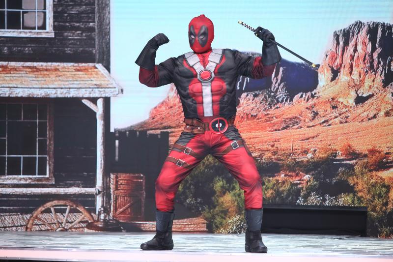 Transformări de senzație în prima ediție a emisiunii „Scena misterelor”! Vedetele au avut o misiune extrem de grea