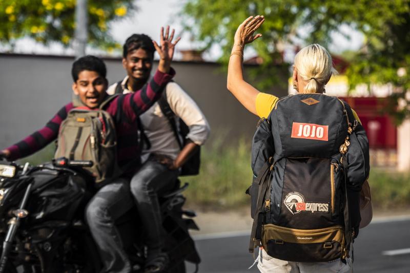 Un cuplu de vedete de la Asia Express a ajuns într-o camionetă cu deținuți: "Aveau cătușe la mâini!"