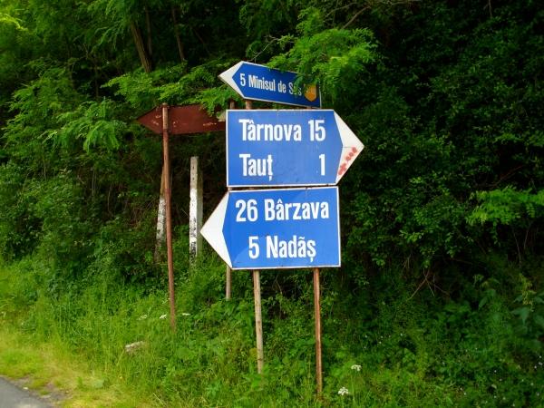 Știrea secolului: locuitorii din Nadăș, Arad, și-au pierdut, la proces, propriul sat!!!