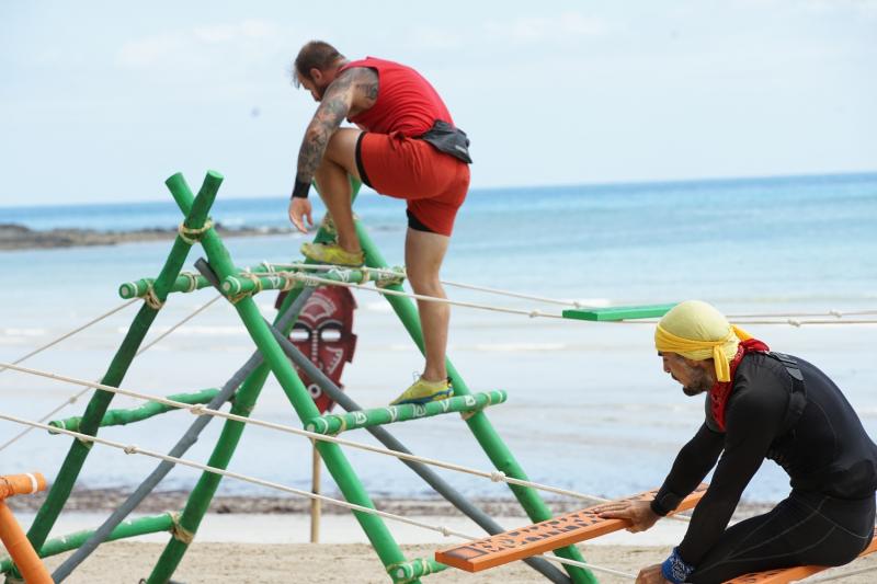 Adrenalină și suspans la proba ''Taie-ți drum spre victorie''. Alex și Silviu sunt pregătiți să dea tot ce e mai bun în proba pentru de eliminare