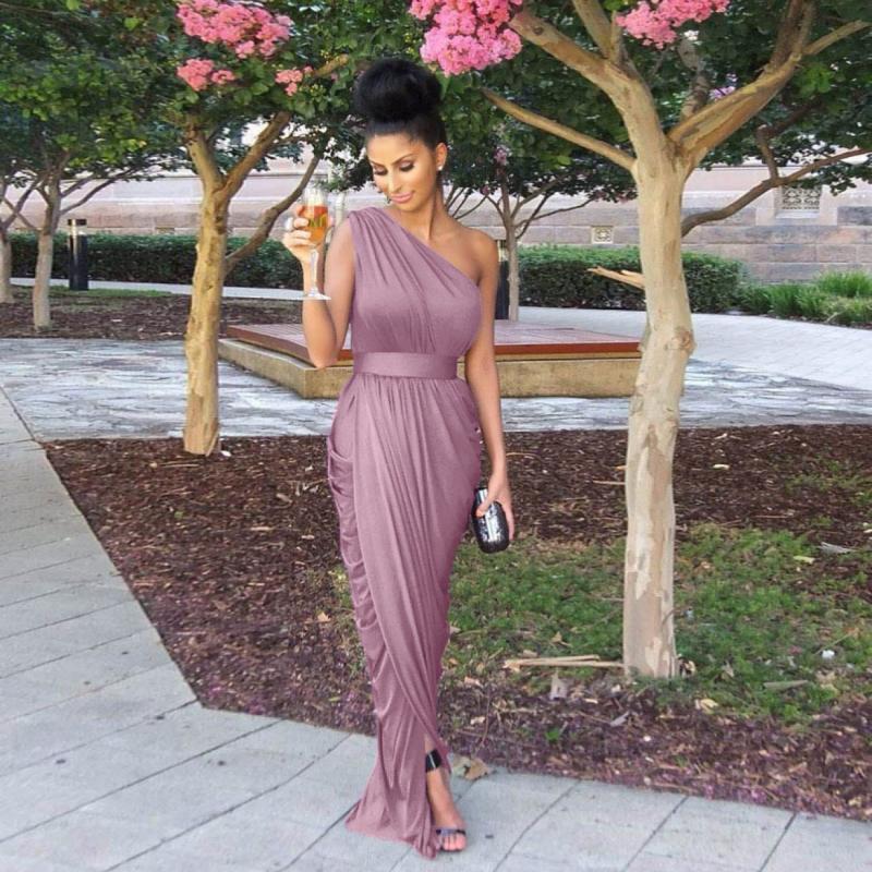 Rochii de ocazie în tendințe, disponibile pe Chic-Diva.ro