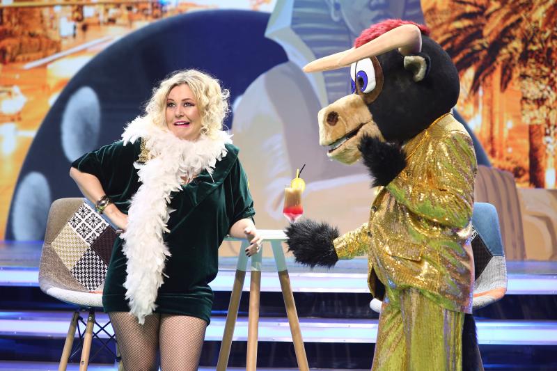 Spectacol savuros și plin de surprize, în cea de-a treia ediție a emisiunii „Scena misterelor”. Romică Țociu i-a tăiat pantalonii lui Dan Negru