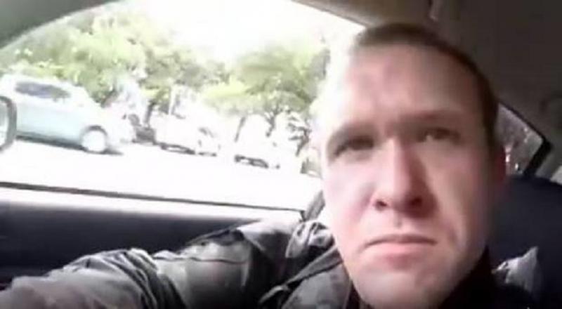 Atenție, imagini dure. Atacatorul din Noua Zeelandă s-a filmat în timp ce împușca oameni, la moschee