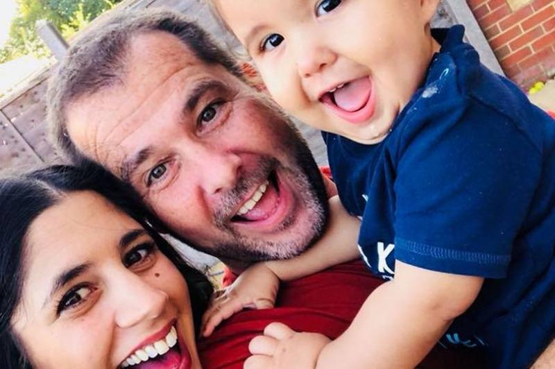 O femeie și-a cumpărat o comodă TV și peste trei ani a făcut o descoperire uriașă! Ce a observat