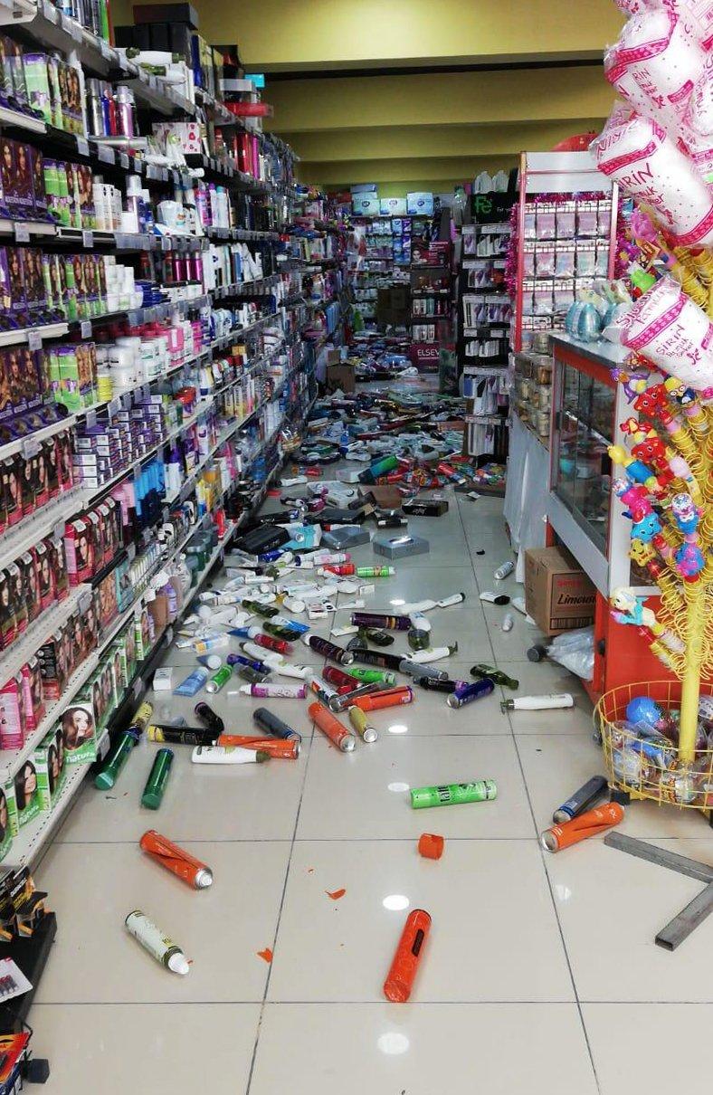 Dezastru în Turcia, după cutremurul de 5,6 grade pe scara Richter! Zeci de clădiri s-au prăbușit, iar numeroase animale au fost prinse sub dărâmături! - FOTO 