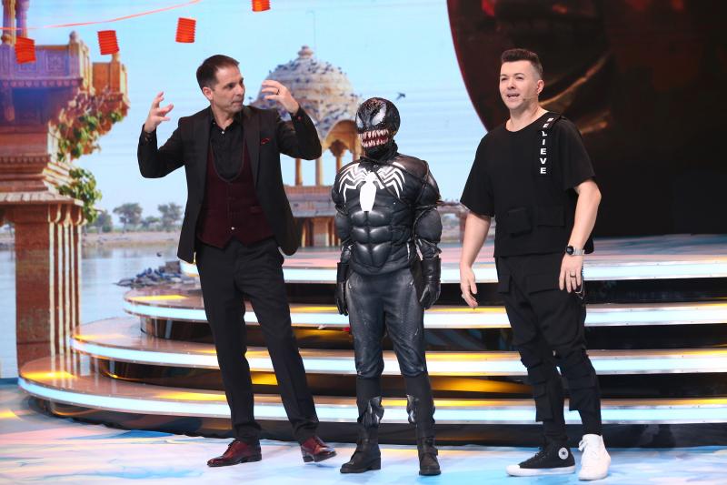 Atmosferă magică în cea de-a patra ediție a emisiunii „Scena misterelor”! Află ce vedete s-au ascuns în spatele măștilor impresionante