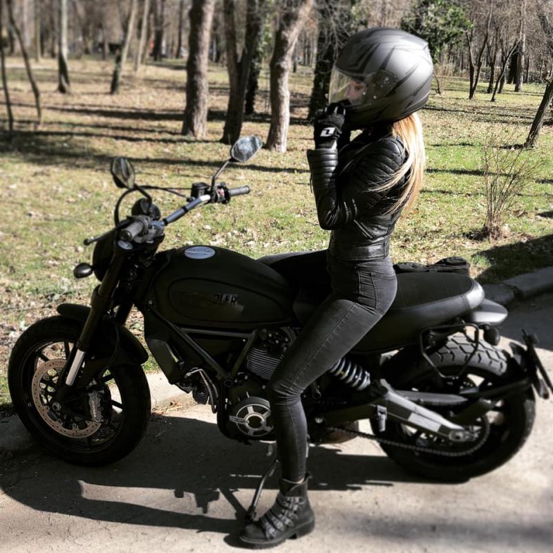 Iuliana Pepene, dincolo de pupitrul Observatorului: „Nu mai este loc de dragoste”