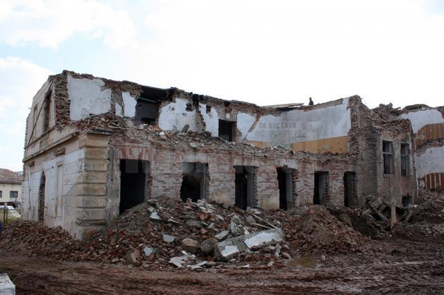 „Bieții de ei... Erau loviți cu capul de pereți până leșinau!”. Se caută vinovații pentru moartea celor 340 de copii din Orfelinatul Groazei din Suceava