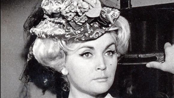 A murit Zina Dumitrescu! Celebra creatoare de modă s-a stins la azil!