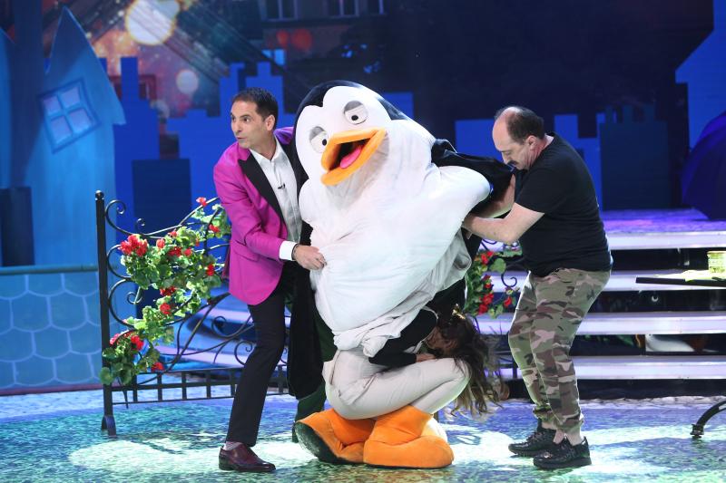 Show magic și transformări de senzație! Echipa Galacticilor a câștigat cea de-a cincea ediție a emisiunii "Scena Misterelor"! Ce vedete s-au ascuns în spatele măștilor spectaculoase