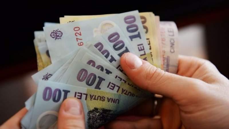 Peste 600 de locuri de muncă cu salariul de minimum 4.700 de lei lunar! Acestea sunt meseriile căutate!