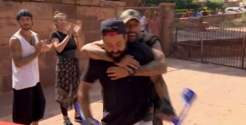 După ce și-au riscat viața într-o competiție plină de obstacole, Oase și CRBL au câștigat dulcea imunitate!