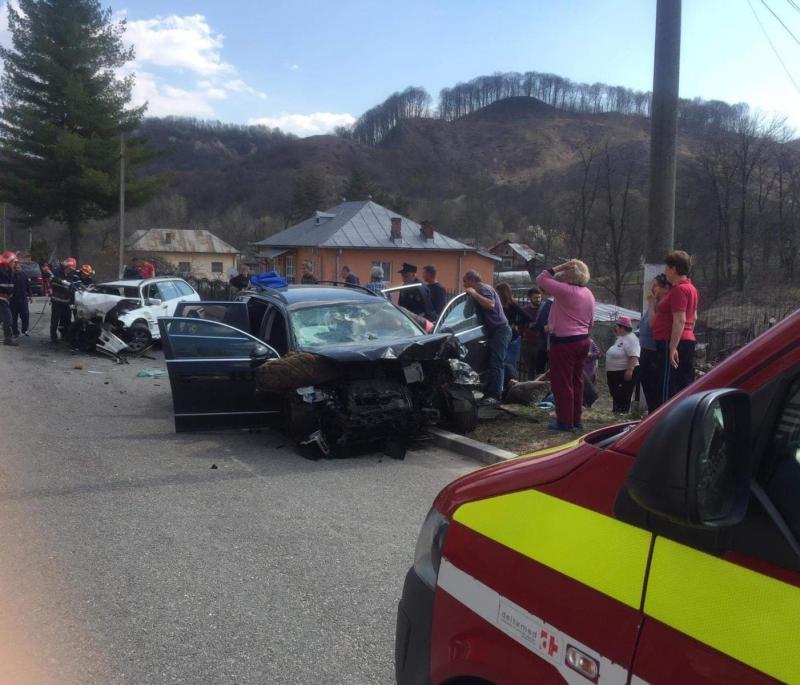 Accident grav! Două persoane au murit și alte cinci au fost rănite la Băile Govora, în Vâlcea (FOTO)