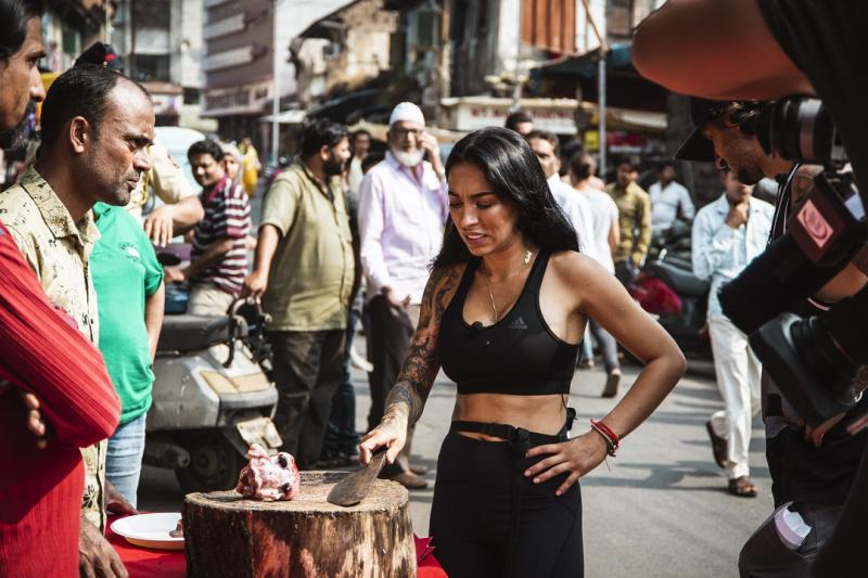 Asia Express – Drumul Elefantului şi-a desemnat finaliştii! Şerban şi George au părăsit competiţia. Emisiunea, lider de piață