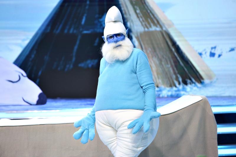 Ștrumful de la psiholog, scheletul cu chitară în flăcări și mega robotul Thanos! Ce personaje au făcut spectacol la „Scena misterelor”