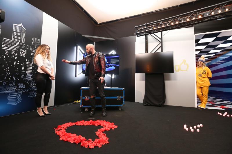 Fântâni umane, declarații de iubire pentru Mihai Bendeac și invenții bizare, în cea de-a opta ediție a emisiunii „iUmor”!