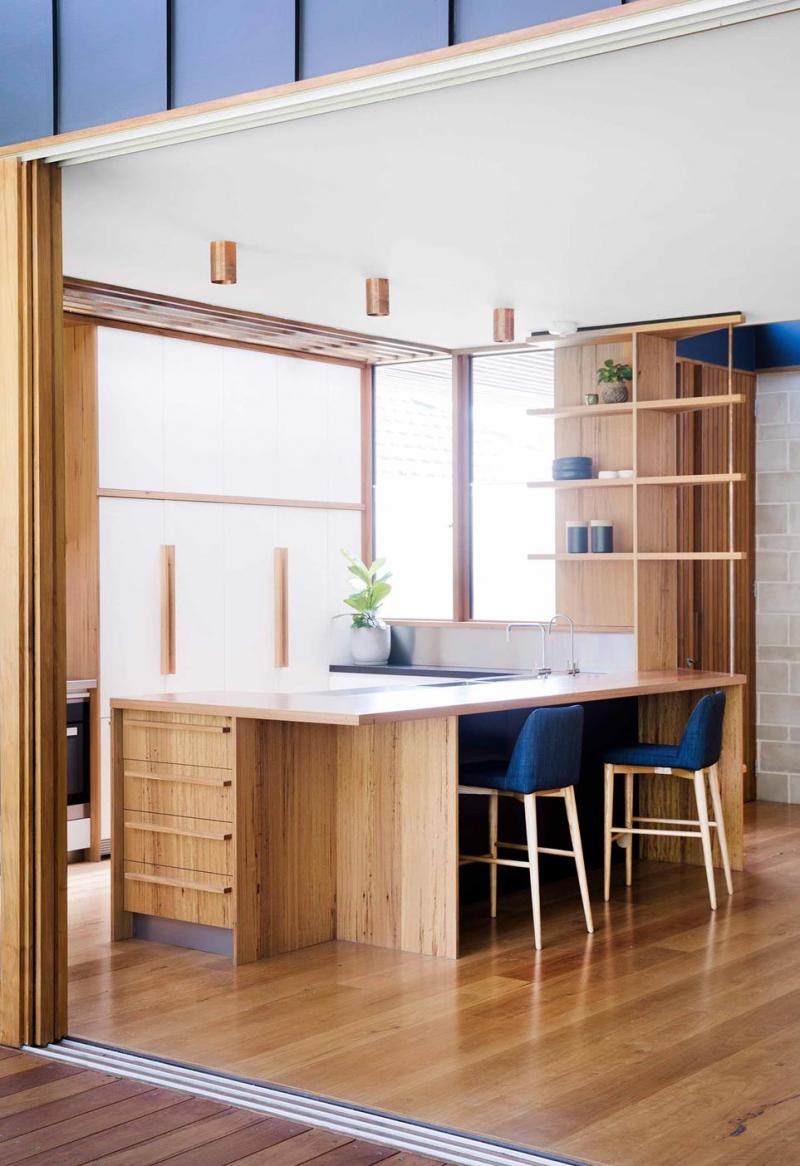 Amenajari bucătărie. 8 pași simpli de urmat pentru o renovare eficientă a bucătăriei