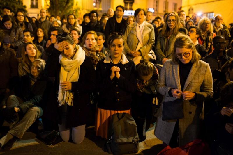 Cauza incendiului devastator de la Notre Dame: De ce a fost atât de greu să stingă flăcările