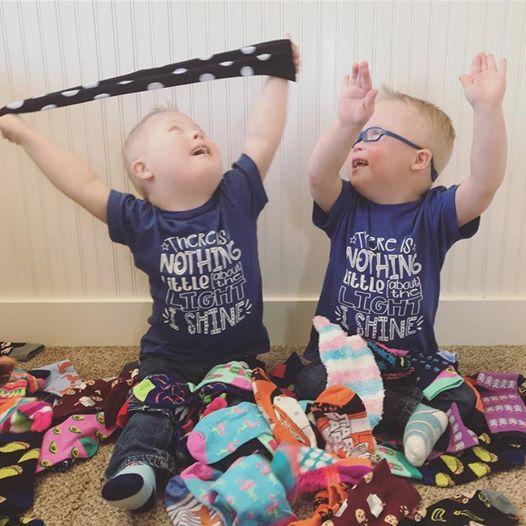 Au vrut ca lumea să afle povestea din spatele vieții lor: "Vrem ca lumea să știe că a avea copii cu sindrom Down este asemenea..."