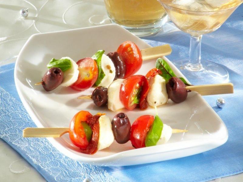 Aperitive de Paște. Idei simple și rapide pentru aperitive deosebite