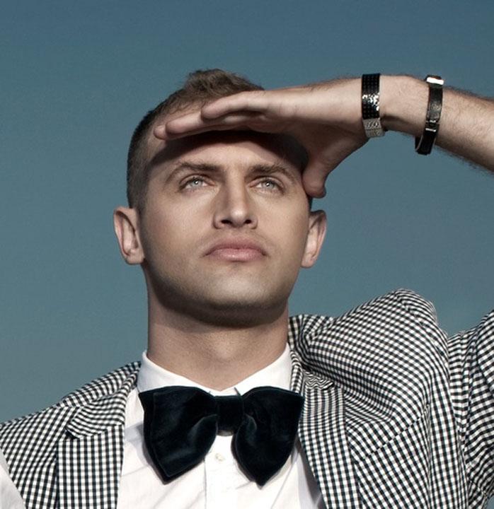 Cum arăta Sorin Brotnei, finalist la ”Ultimul Trib”, pe vremea când făcea furori cu trupa ”Akcent”! Ce făcea artistul înainte de a se apuca de muzică