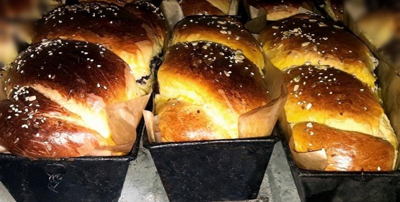 Rețetă de cozonac moldovenesc cu rahat și stafide