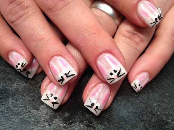 Modele de unghii 2019. Vezi cele mai frumoase modele de unghii de Paște