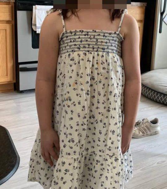 Copilă de 5 ani, umilită de educatoarele de la grădiniță pentru că era îmbrăcată indecent: „I-au spus fiicei mele să își acopere trupul” - Foto