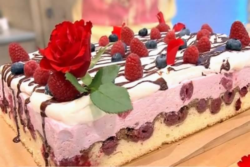 Prăjituri de Paște. 5 prăjituri de casă deosebite pentru masa de Paști