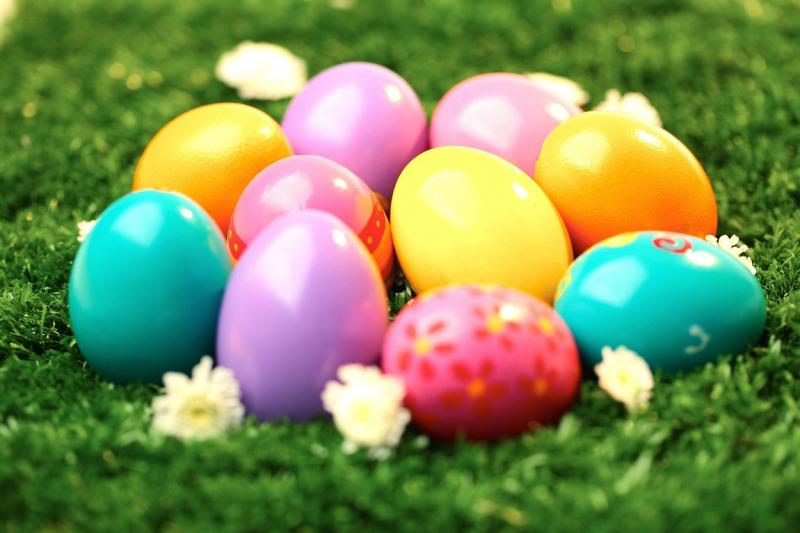 De ce nu e bine să vopsești ouăle în Vinerea Mare