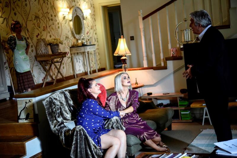 Episodul 2, Liber ca pasărea cerului: Orlando (Ștefan Bănică) și Ducu (Marius Florea Vizante) intră într-o mare încurcătură