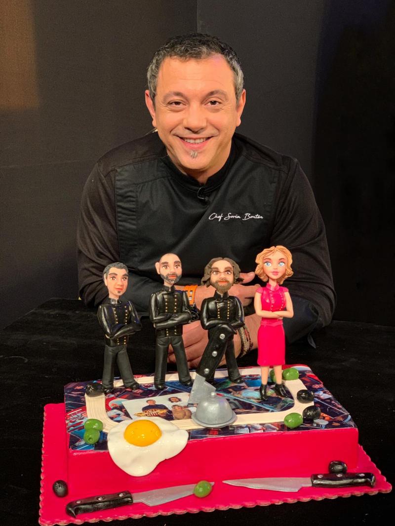 Chefii Bontea, Dumitrescu și Scărlătescu, surprinși pe platourile de filmare de către o fostă colegă