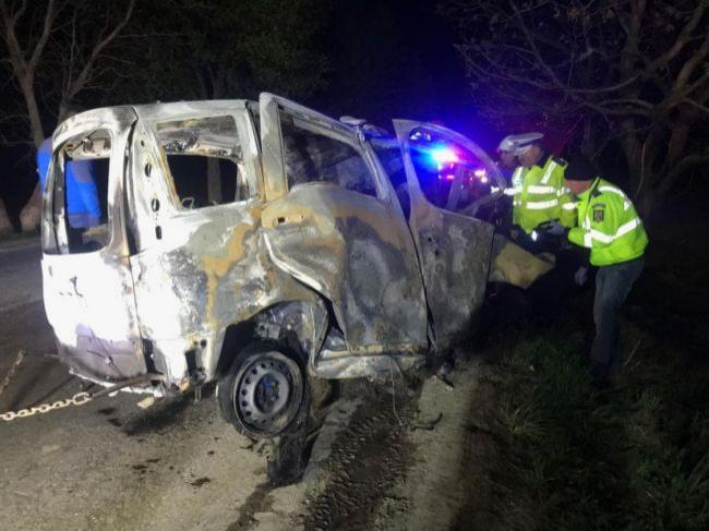 Durere fără margini pentru Andrei. Tânărul care a ars de viu în mașină venise acasă din străinătate: "Copil drag și bun. Te pupă mami!"