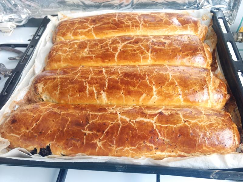 Cum preparăm rețeta de cozonac unguresc. Baigli cu mac și Baigli cu nucă.