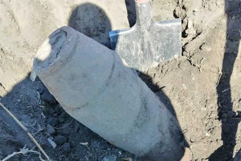 Bombă americană găsită în România! Jandarmii au păzit toată noaptea proiectilul