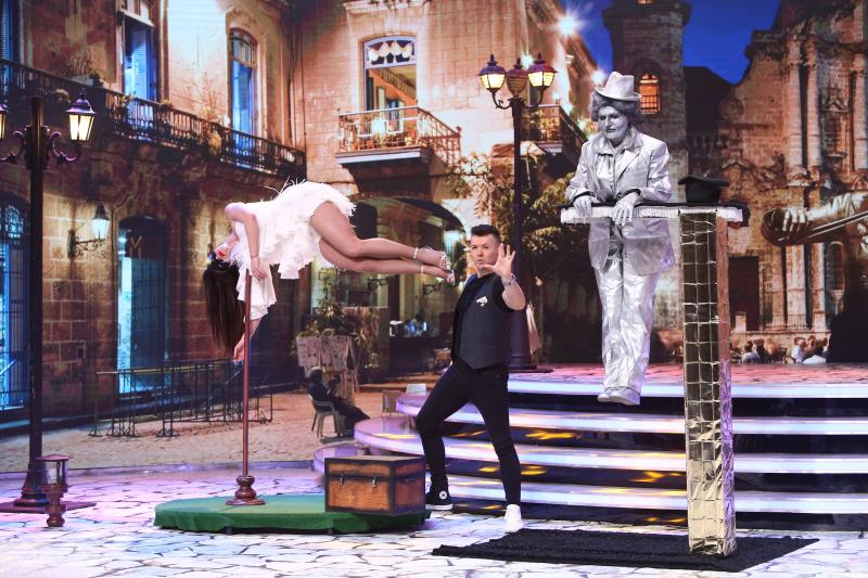 Au luptat și au câștigat împreună! Aceasta au fost vedetele din spatele măștilor celei de-a șasea ediții „Scena Misterelor”