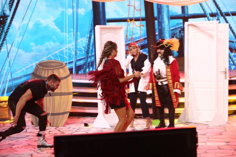 Au luptat și au câștigat împreună! Aceasta au fost vedetele din spatele măștilor celei de-a șasea ediții „Scena Misterelor”