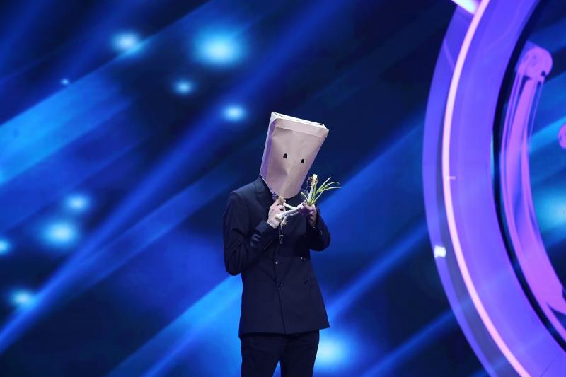 Jurații iUmor, încântați de prestația unei tinere: ”Rar s-a întâmplat să vedem un număr care să reflecte așa realitatea!”