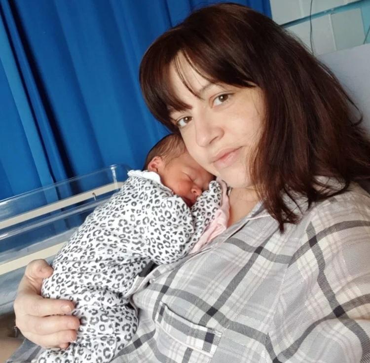 O ecografie de 350 de lei i-a salvat viața! Mărturisirile unei tinere care a aflat că are cancer, în timp ce era însărcinată: ”Nu am avut niciun simptom!”