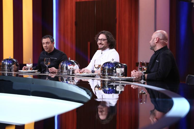 Chefii Bontea, Dumitrescu și Scărlătescu se luptă pentru singurul avantaj din sezonul special Chefi la cuțite