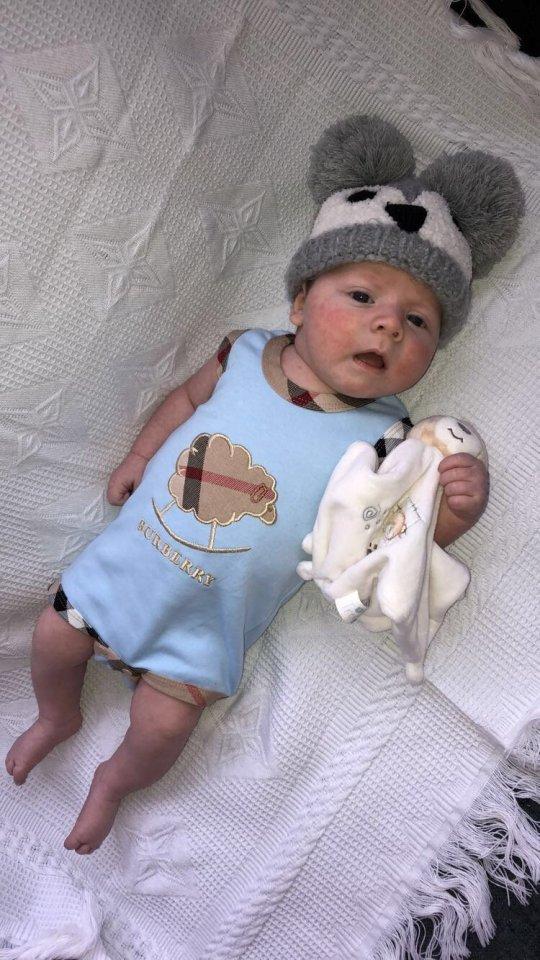 O mămică a făcut septicemie, din cauza unui obiect uitat de medici în corpul ei : „Când și-a dat seama ce era, a fost la un pas să leșine”