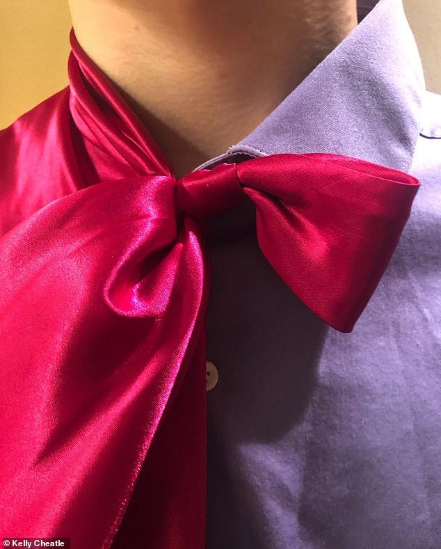 Nicio fată nu a vrut să meargă cu el la balul de sfârșit de an: „Am decis să-mi fiu propria parteneră, m-am distrat de minune!”