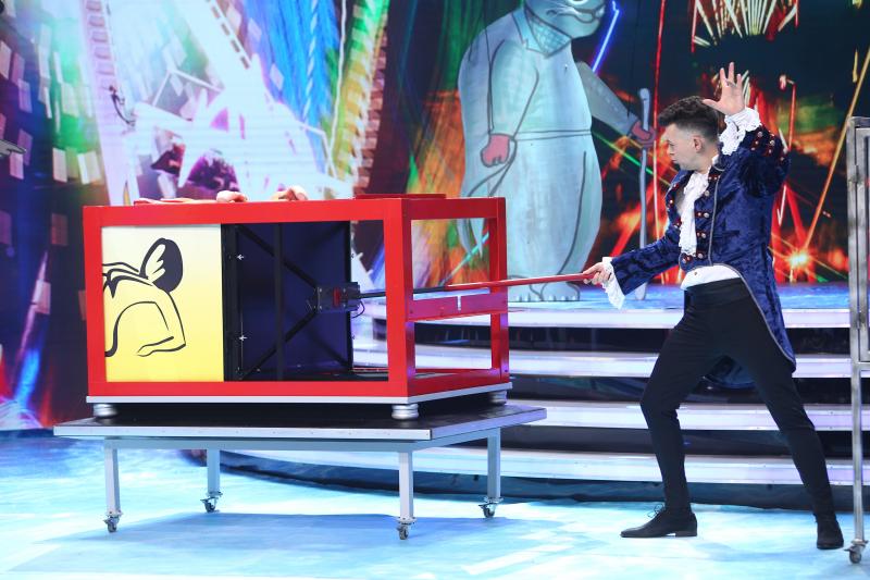 Moment spectaculos de magie, președintele Barack Obama fugărit de Viorica Dăncilă și un dinozaur uriaș! Ce s-a întâmplat în a zecea ediție Scena misterelor