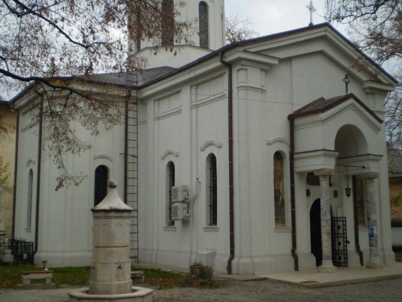 Umbla prin oraș cu cerbi auriți la trăsură. ”A zis să nu se mai bea tutun în sala de judecată”. A fost decapitat