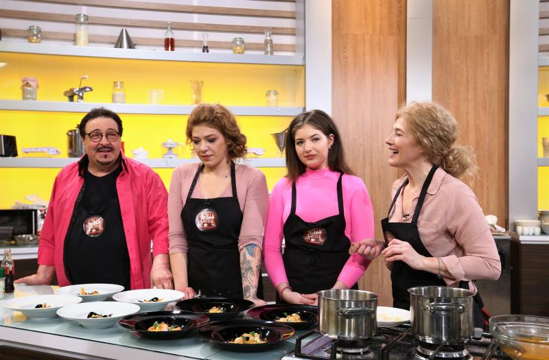 Preparate de fine dining, în ultima ediție de jurizări pe nevăzute a sezonului special Chefi la cuțite