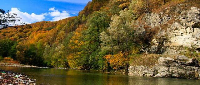 Top 13 cele mai frumoase parcuri naționale din România. Galerie Foto