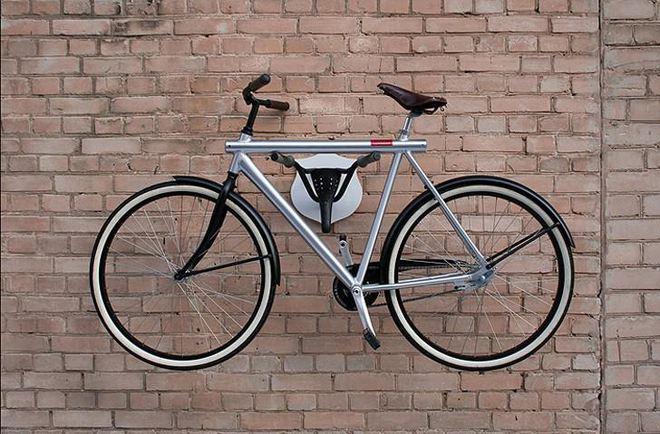 8 soluții practice pentru a depozita bicicleta într-un apartament de bloc. Galerie foto