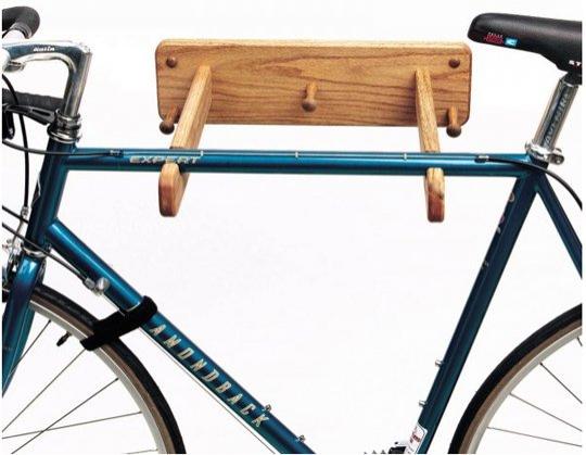 8 soluții practice pentru a depozita bicicleta într-un apartament de bloc. Galerie foto