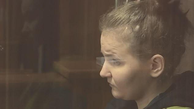 Un băiețel de doi ani a murit după ce a rămas singur cu dădaca! Femeia a obligat copilașul să consume un aliment nociv într-o cantitate uriașă